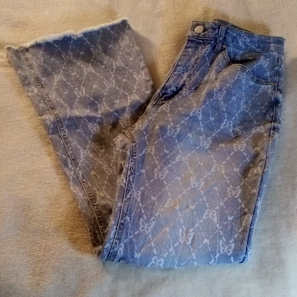 NO BOUNDRIES BUTTERFLY HIGH WAIST SIZE 7 WOMENS JEANS